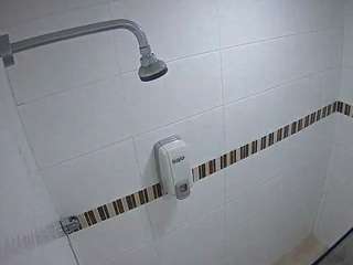 voyeurcam-jb-shower-13 webcam
