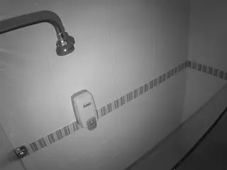 voyeurcam-jb-shower-13's Live Sex Cam Show