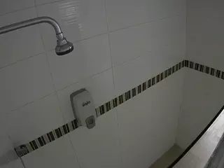 voyeurcam-jb-shower-13's Live Sex Cam Show