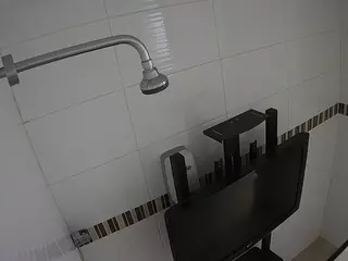 voyeurcam-jb-shower-13's Live Sex Cam Show