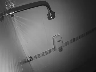 voyeurcam jb shower 13's Live Sex Cam Show