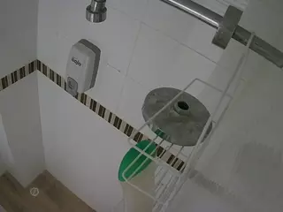 voyeurcam-jb-shower-14's Live Sex Cam Show