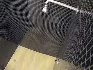 Voyeurcam-jb-shower-15