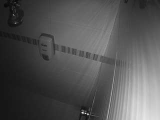Laurainlove camsoda voyeurcam-jb-shower-16