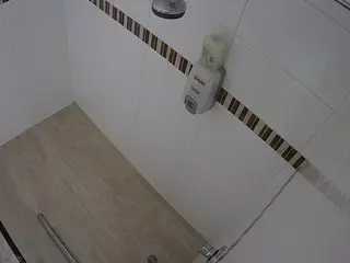 voyeurcam-jb-shower-16's Live Sex Cam Show