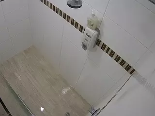 voyeurcam-jb-shower-16's Live Sex Cam Show