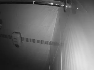 voyeurcam jb shower 16's Live Sex Cam Show