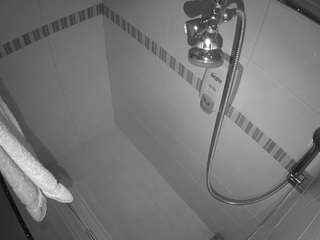 voyeurcam-jb-shower-2 1v1 Adult Chat camsoda