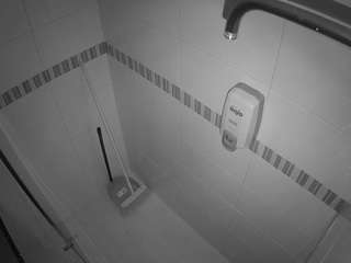 voyeurcam-jb-shower-2