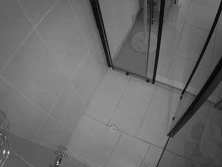 voyeurcam-jb-shower-2