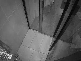 voyeurcam-jb-shower-2