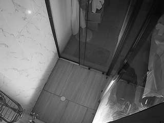 voyeurcam-jb-shower-2