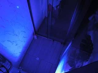 voyeurcam-jb-shower-2 live cam profile