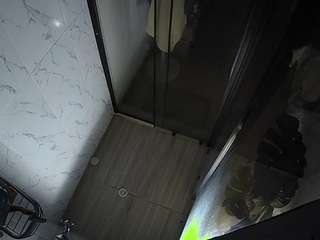 voyeurcam jb shower 2 live webcam on Soda Cams
