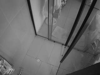 voyeurcam-jb-shower-2 live cam profile