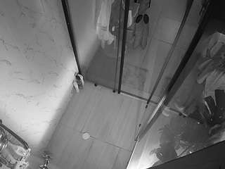 voyeurcam-jb-shower-2 live cam profile
