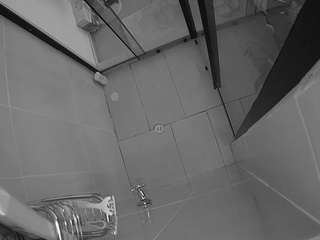 voyeurcam-jb-shower-2
