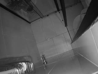 voyeurcam-jb-shower-2