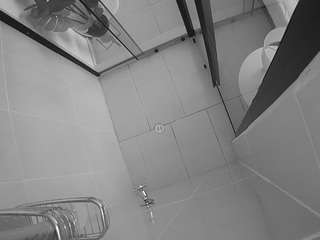 voyeurcam-jb-shower-2