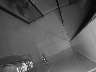 voyeurcam-jb-shower-2