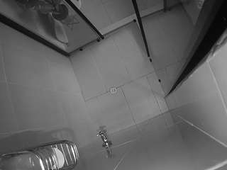 voyeurcam-jb-shower-2