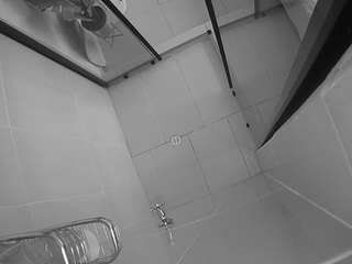 voyeurcam-jb-shower-2