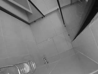 Live stream of voyeurcam-jb-shower-2