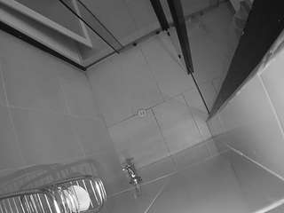 voyeurcam-jb-shower-2