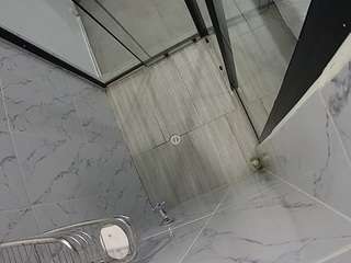 Dieses Model ist jetzt live. voyeurcam-jb-shower-2