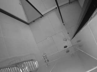voyeurcam-jb-shower-2