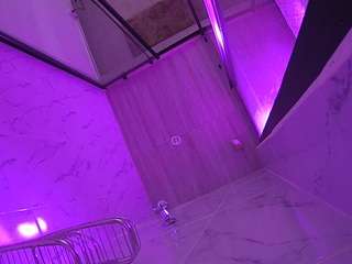 voyeurcam-jb-shower-2