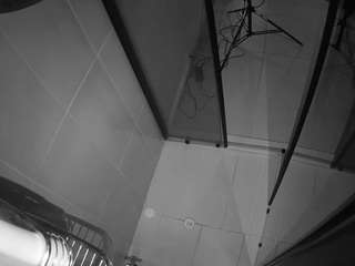 voyeurcam-jb-shower-2