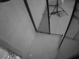 voyeurcam-jb-shower-2