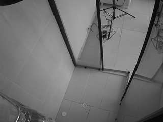 voyeurcam-jb-shower-2