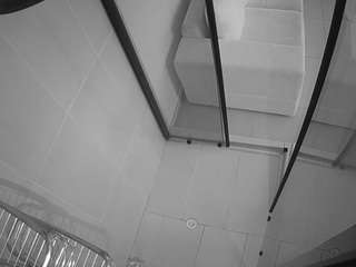 voyeurcam jb shower 2