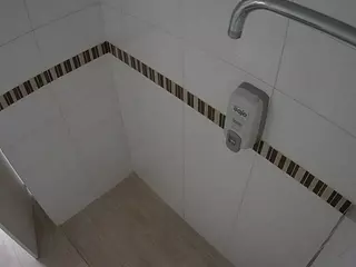 voyeurcam-jb-shower-2's Live Sex Cam Show