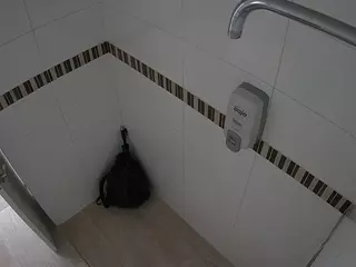 voyeurcam-jb-shower-2's Live Sex Cam Show