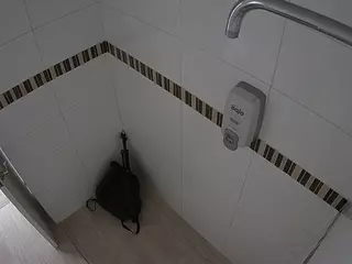 voyeurcam-jb-shower-2's Live Sex Cam Show