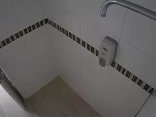 voyeurcam-jb-shower-2's Live Sex Cam Show