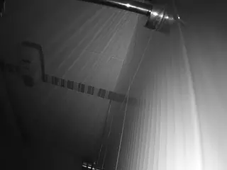 voyeurcam jb shower 2's Live Sex Cam Show