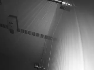 voyeurcam jb shower 2's Live Sex Cam Show