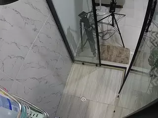 voyeurcam jb shower 2