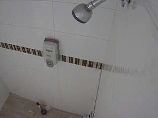 Voyeurcam-jb-shower-3