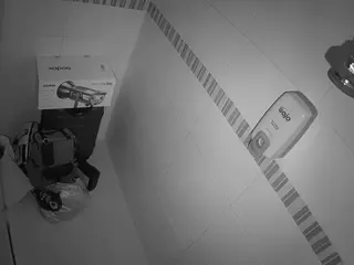 voyeurcam-jb-shower-7's Live Sex Cam Show