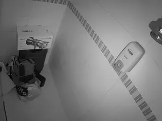 voyeurcam-jb-shower-7's Live Sex Cam Show