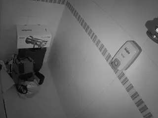 voyeurcam-jb-shower-7's Live Sex Cam Show