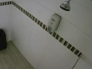 voyeurcam-jb-shower-7's Live Sex Cam Show