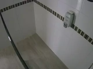 voyeurcam-jb-shower-8's Live Sex Cam Show