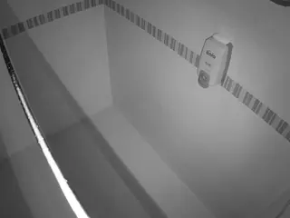 voyeurcam-jb-shower-8's Live Sex Cam Show