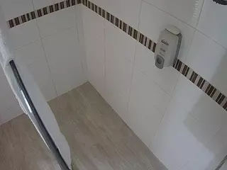 voyeurcam-jb-shower-8's Live Sex Cam Show